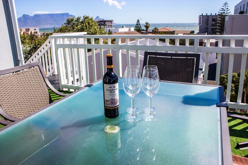 Mulenvo Guest House Bloubergstrand Bagian luar foto