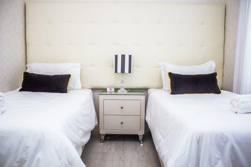 Mulenvo Guest House Bloubergstrand Bagian luar foto