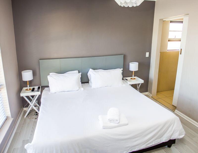 Mulenvo Guest House Bloubergstrand Bagian luar foto