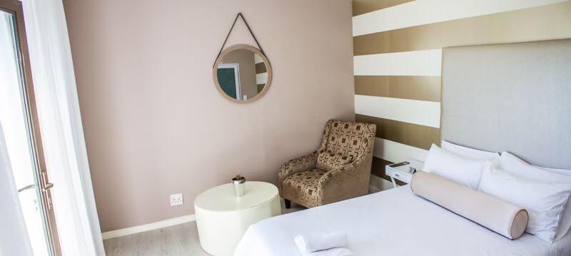 Mulenvo Guest House Bloubergstrand Bagian luar foto
